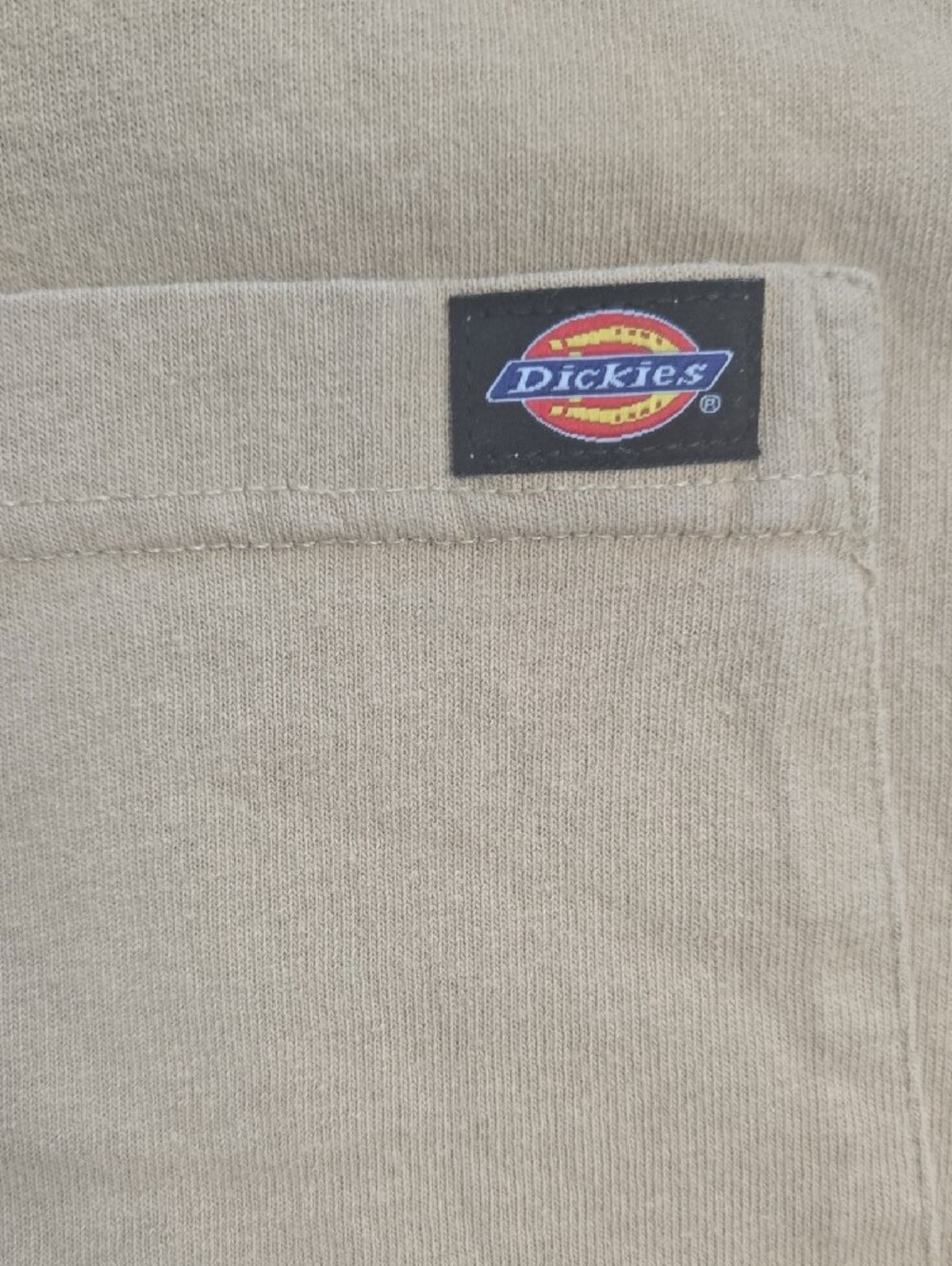 Dickies Pocket Short Sleeve Tee in Khaki - Picture 4 of 4